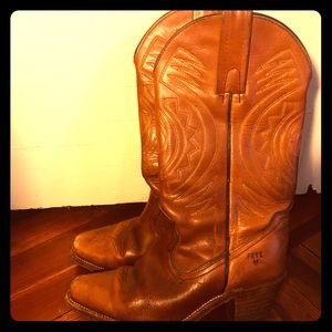 Vintage women’s Frye cowboy western boots